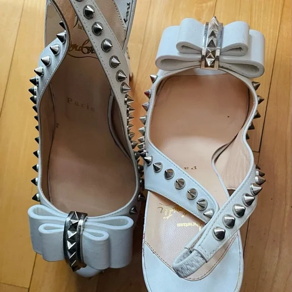 Authentic Christian Louboutin Lady Clou 150 White Studded Peep-Toe Heels